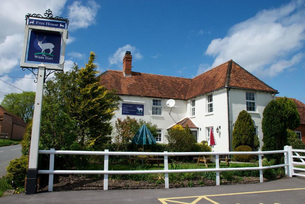 The White Hart Inn Newbury  Dış mekan fotoğraf